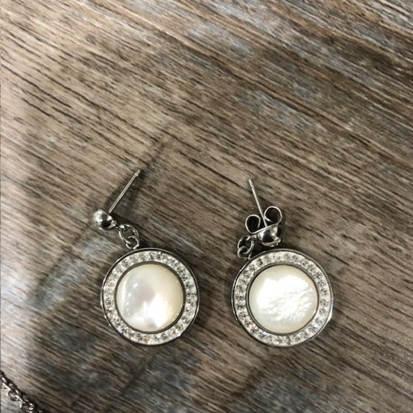 A.R.Z Stainless Steel Set Necklace & Earrings - Picture 2 of 6